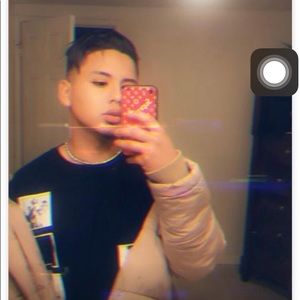 Meet your Posher, Johnathan